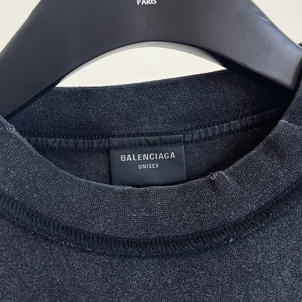 バレンシアガ 偽物 SNBN Tシャツ ラージフィット ロゴ ヴィンテージ 764235T